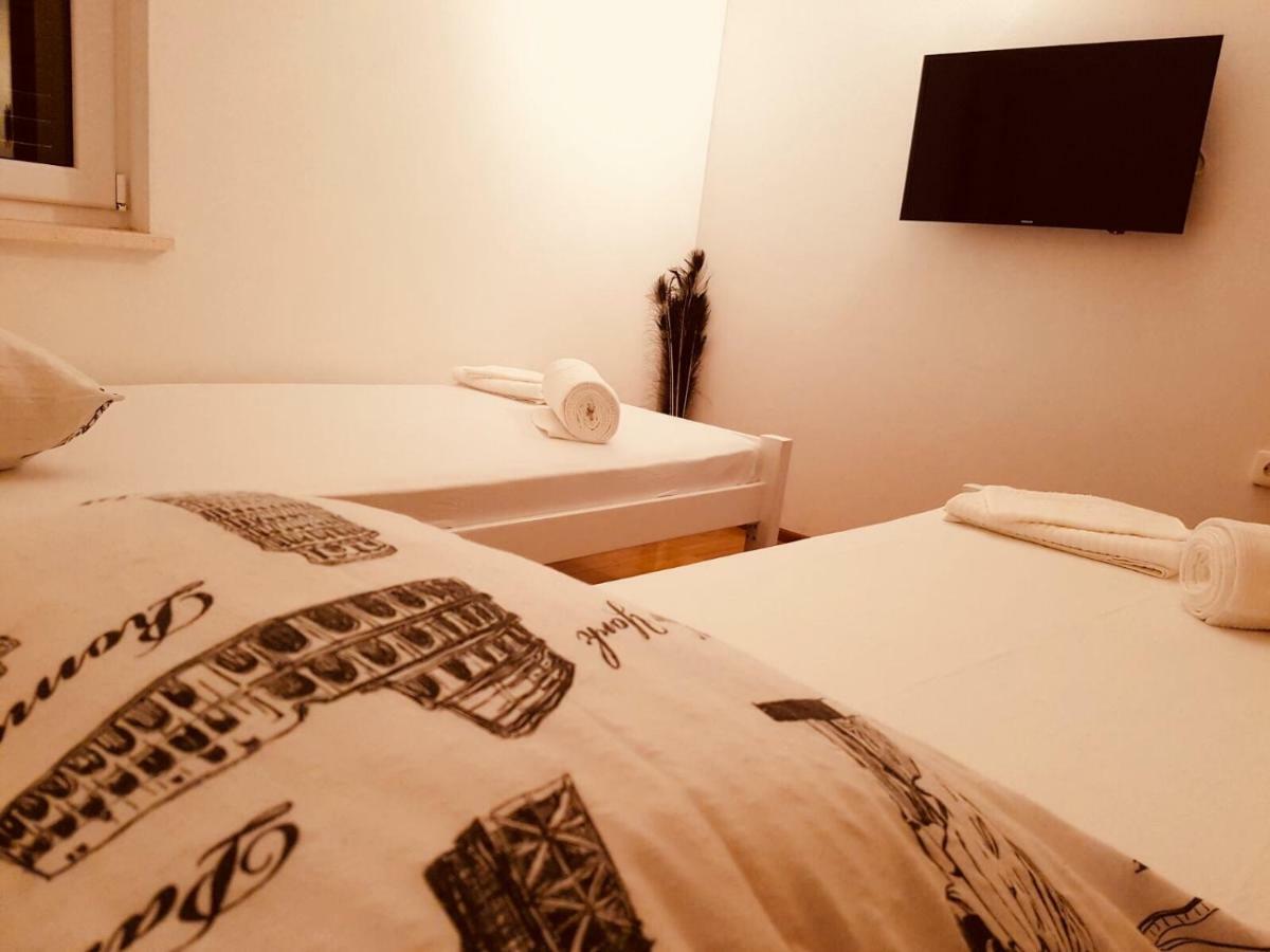 Apartments Daniela コルチュラ エクステリア 写真