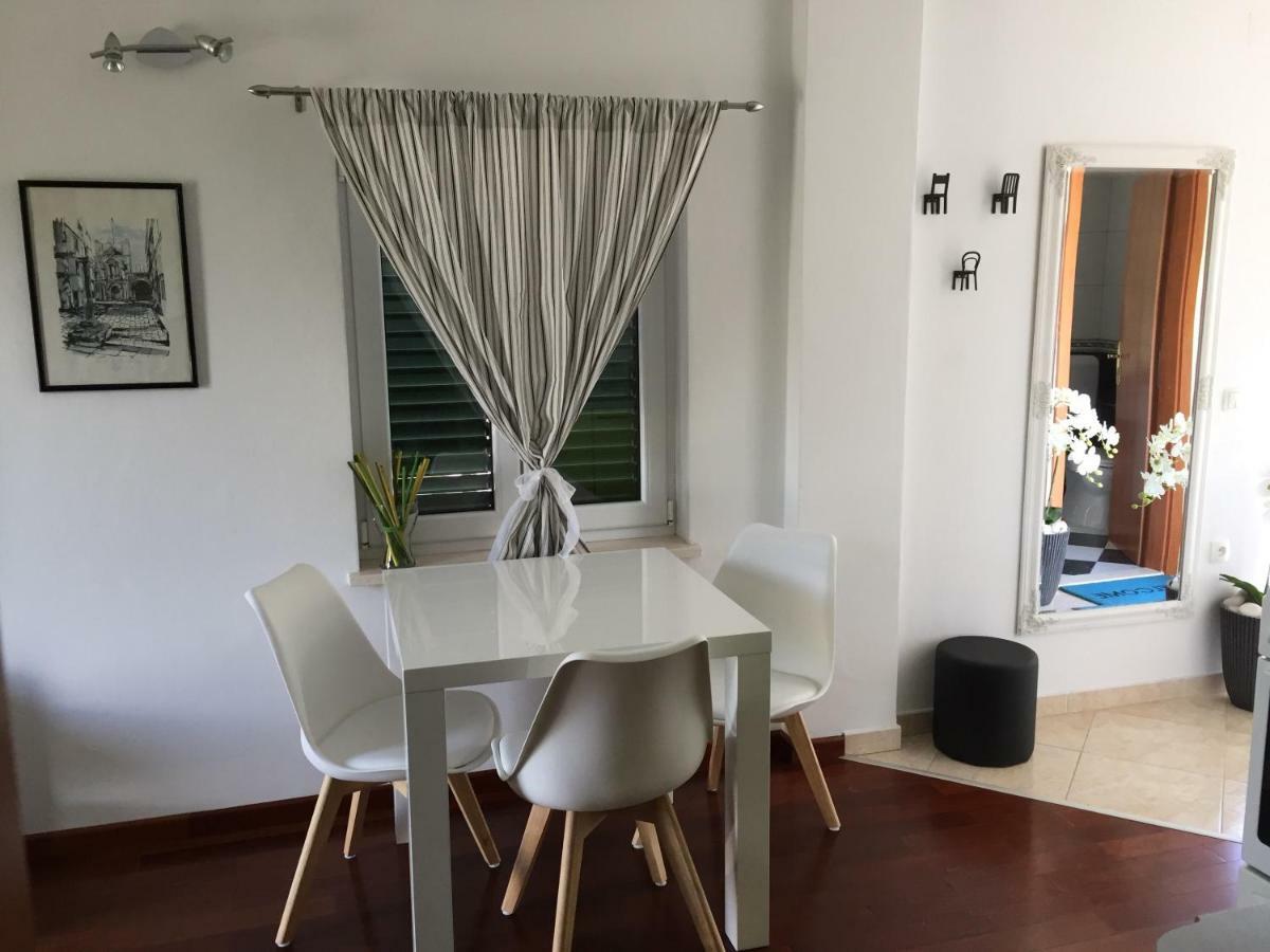 Apartments Daniela コルチュラ エクステリア 写真